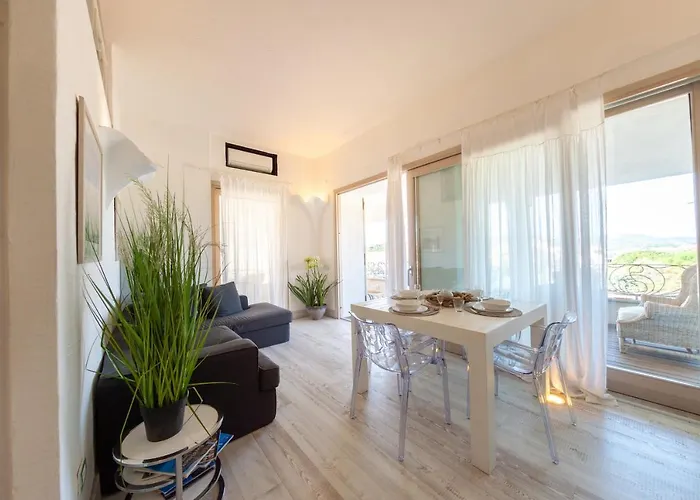 Апартаменты La Sciumara